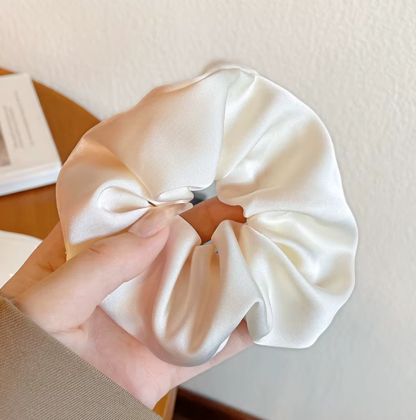 Velvera Silk Scrunchie